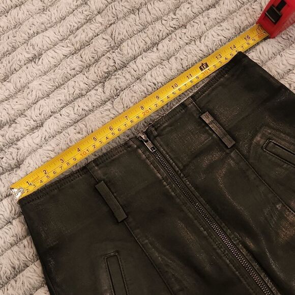 Black coated "Anne" Carmar mini skirt size 26, new with tags! - Picture 8 of 9